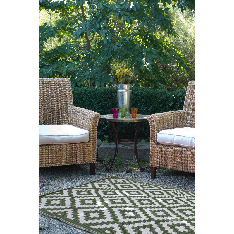 Union Rustic Outdoor Rug Recycled Plastic Straw Waterproof Patio